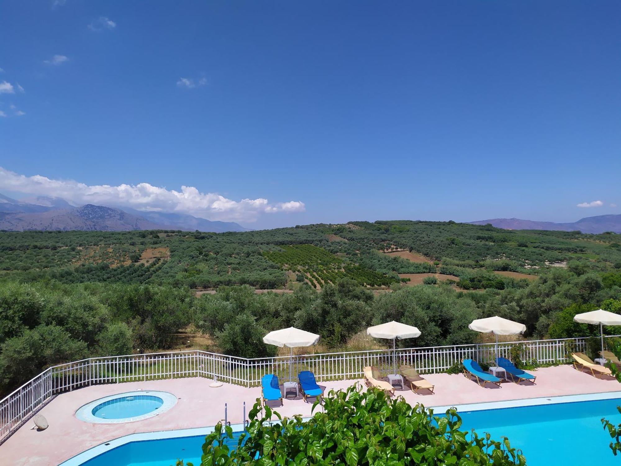 Calamon Apartments Episkopi-Chania Eksteriør billede