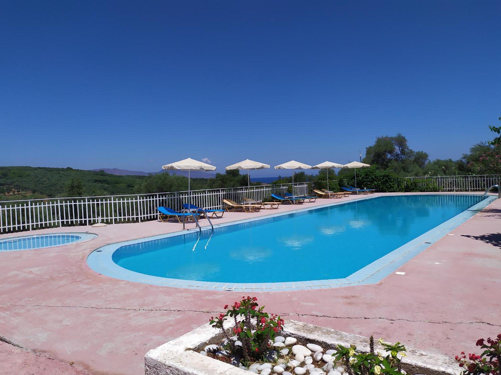 Calamon Apartments Episkopi-Chania Eksteriør billede