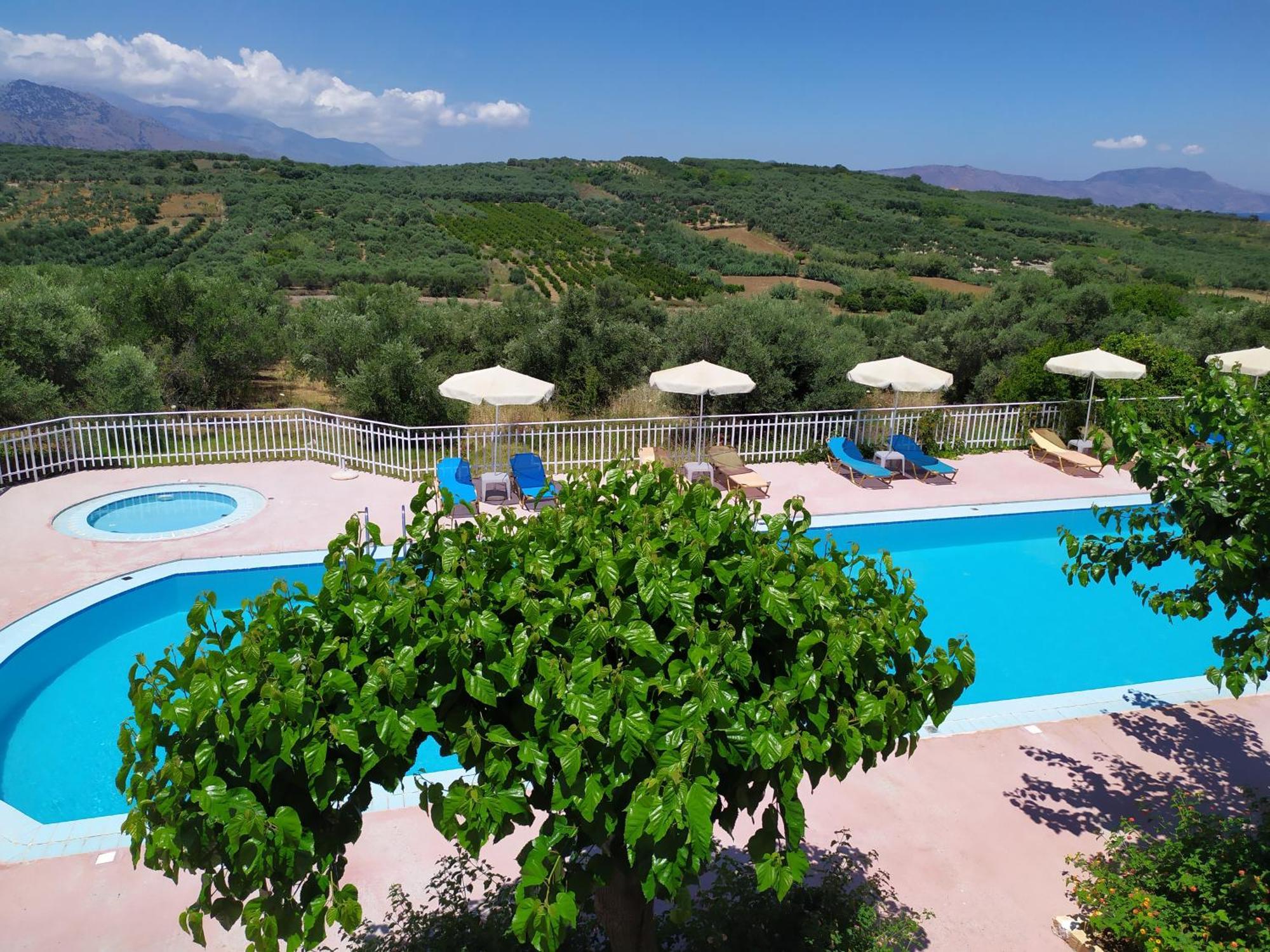 Calamon Apartments Episkopi-Chania Eksteriør billede