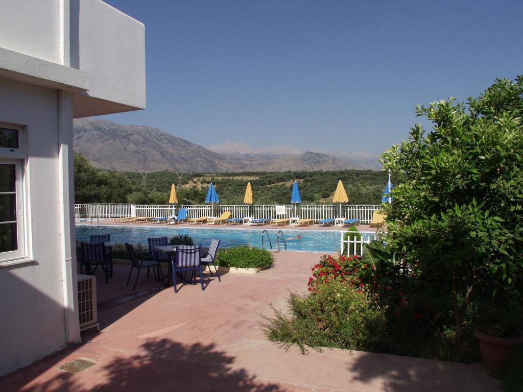Calamon Apartments Episkopi-Chania Eksteriør billede