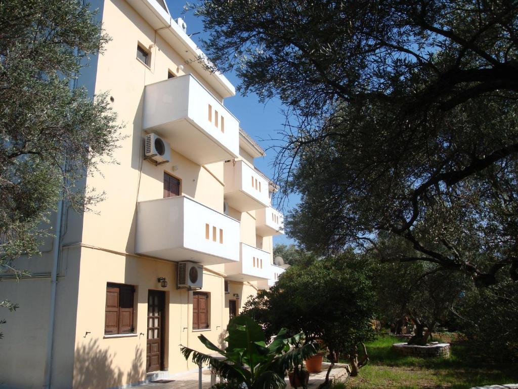 Calamon Apartments Episkopi-Chania Eksteriør billede