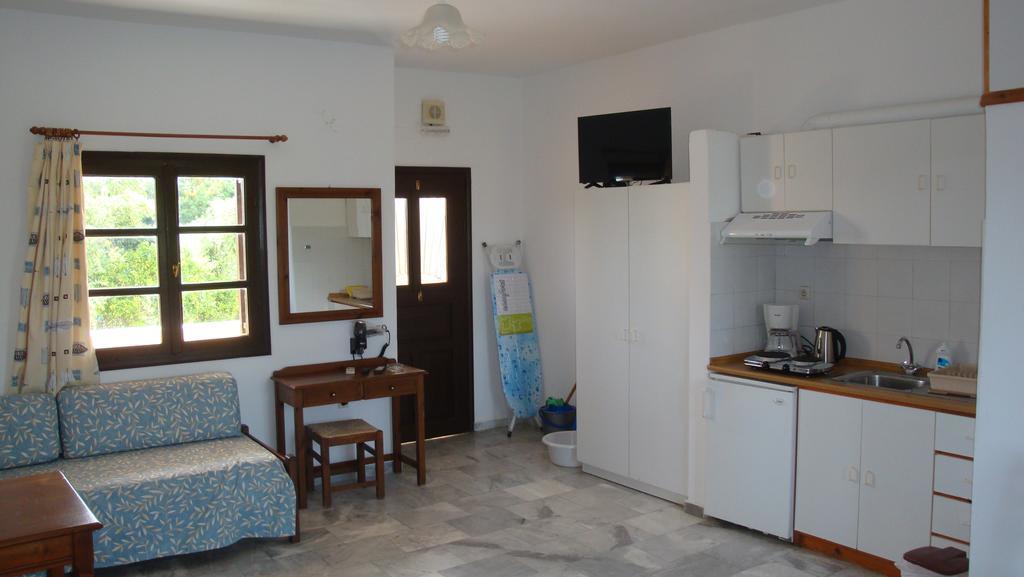 Calamon Apartments Episkopi-Chania Eksteriør billede