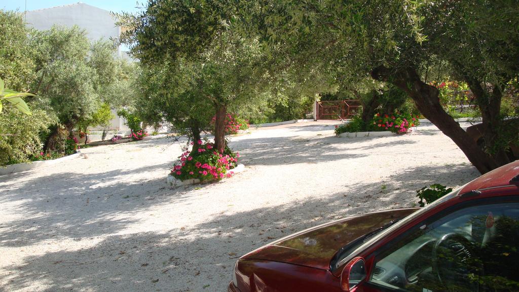 Calamon Apartments Episkopi-Chania Eksteriør billede