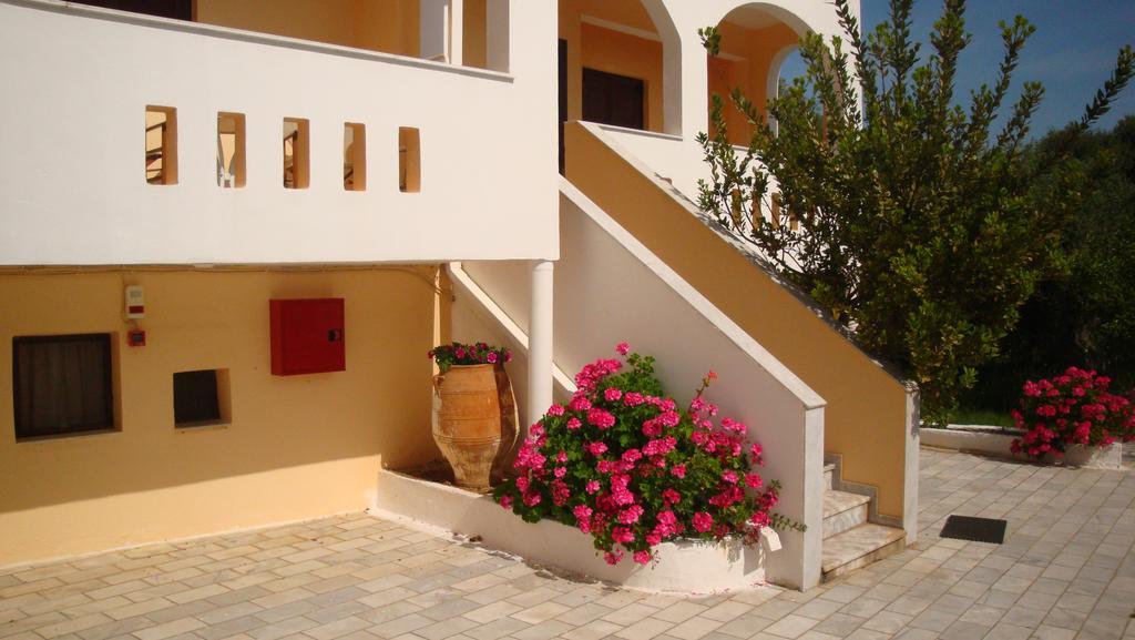 Calamon Apartments Episkopi-Chania Eksteriør billede