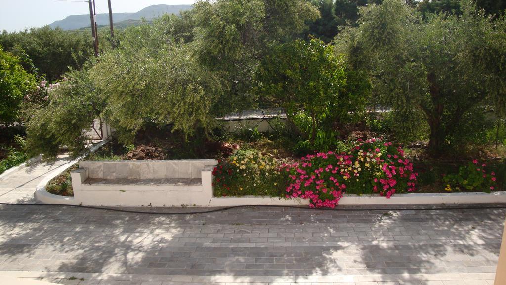 Calamon Apartments Episkopi-Chania Eksteriør billede