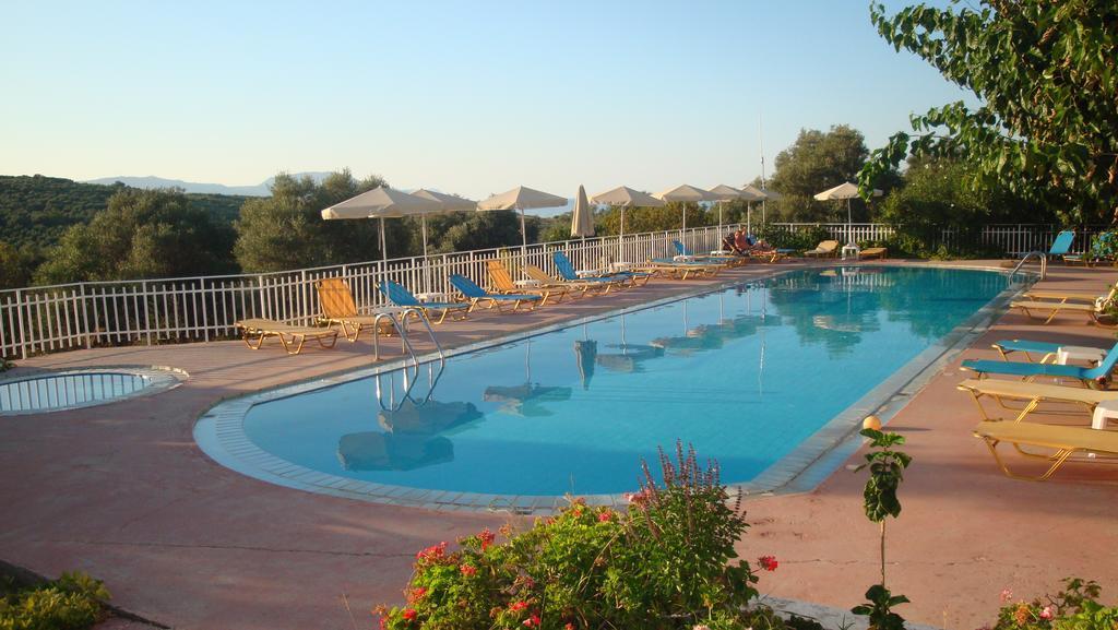 Calamon Apartments Episkopi-Chania Eksteriør billede
